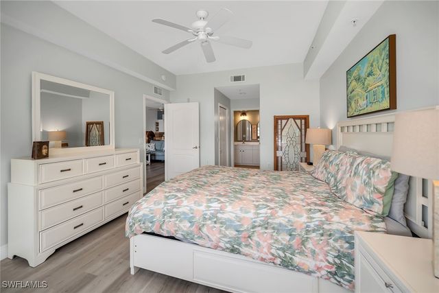 2740 Cypress Trace CIR 2725, Naples, FL 34119