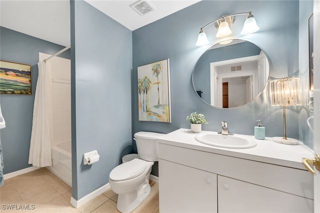 2740 Cypress Trace CIR 2725, Naples, FL 34119