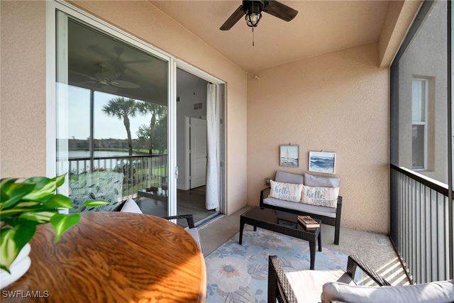 2740 Cypress Trace CIR 2725, Naples, FL 34119