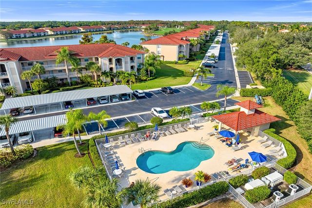 2740 Cypress Trace CIR 2725, Naples, FL 34119