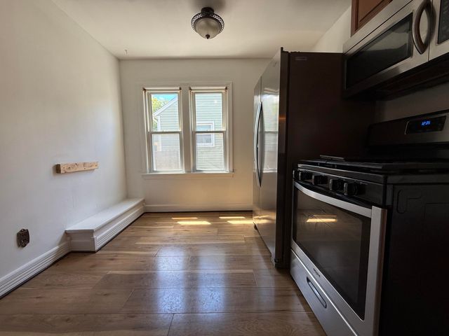 1520 Bronx Avenue, Kalamazoo Twp, MI 49048