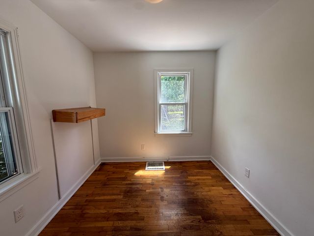 1520 Bronx Avenue, Kalamazoo Twp, MI 49048