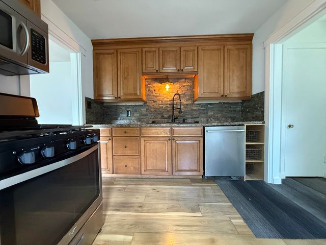 1520 Bronx Avenue, Kalamazoo Twp, MI 49048