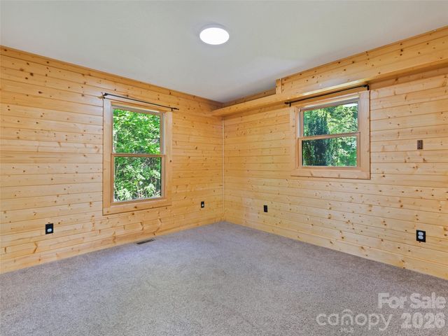51 Stony Pond Lane, Canton, NC 28716