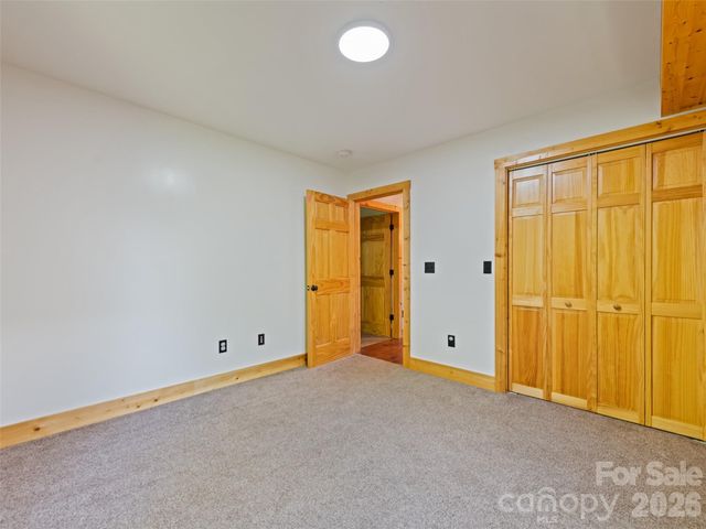 51 Stony Pond Lane, Canton, NC 28716
