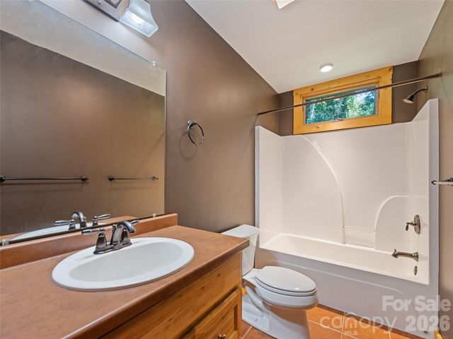 51 Stony Pond Lane, Canton, NC 28716