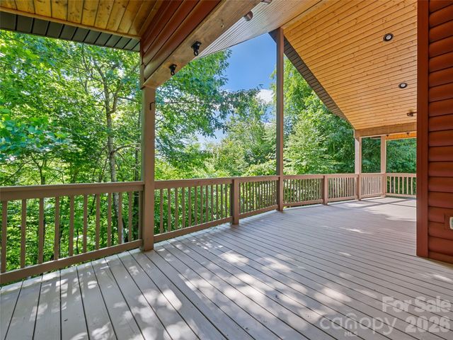 51 Stony Pond Lane, Canton, NC 28716