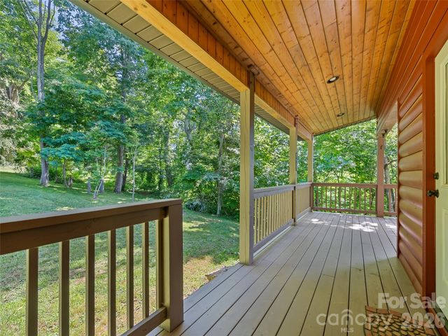 51 Stony Pond Lane, Canton, NC 28716