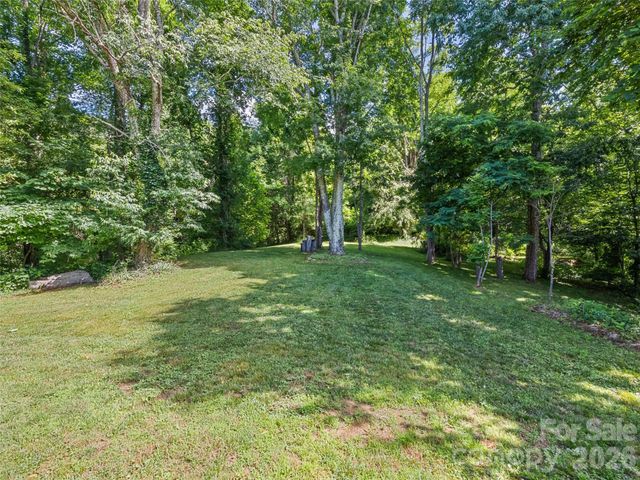 51 Stony Pond Lane, Canton, NC 28716