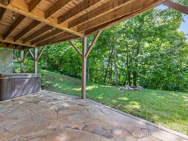 51 Stony Pond Lane, Canton, NC 28716