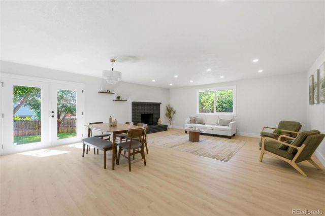 2126 S Yarrow Street, Lakewood, CO 80227