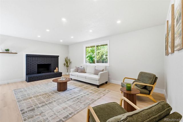 2126 S Yarrow Street, Lakewood, CO 80227