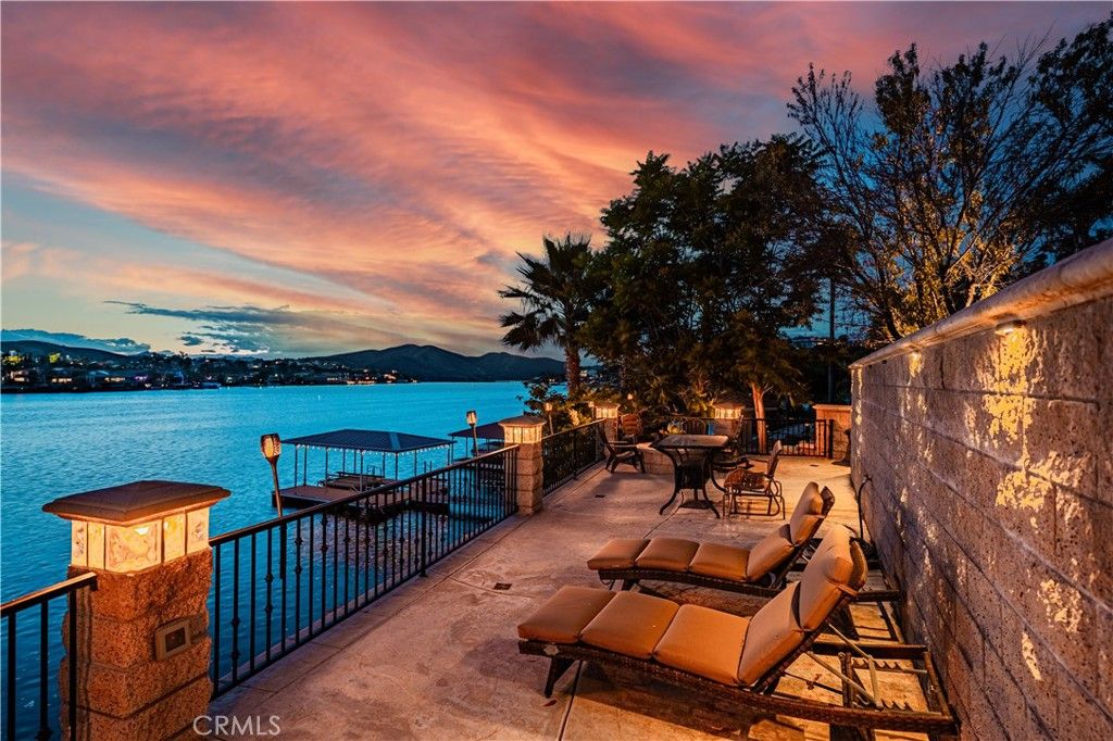 Image 13 of property listing at 29723 Eagle Point Drive, Canyon Lake, CA 92587
