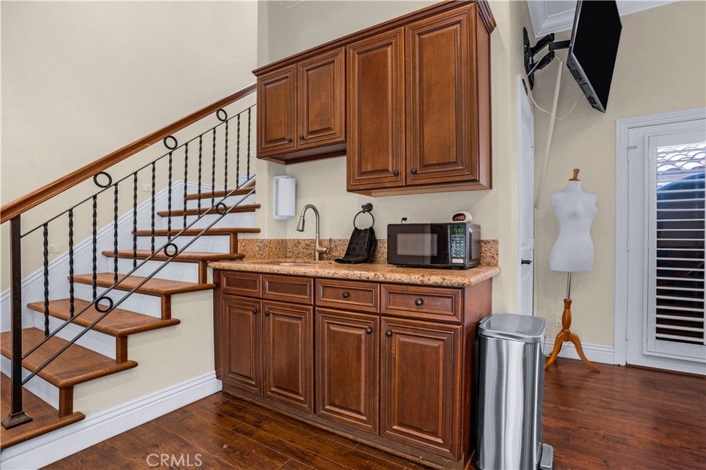 Image 18 of property listing at 29723 Eagle Point Drive, Canyon Lake, CA 92587