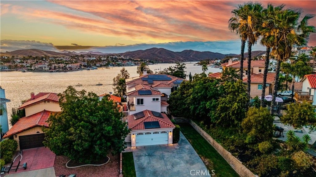 Image 2 of property listing at 29723 Eagle Point Drive, Canyon Lake, CA 92587