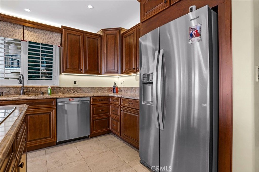 Image 36 of property listing at 29723 Eagle Point Drive, Canyon Lake, CA 92587