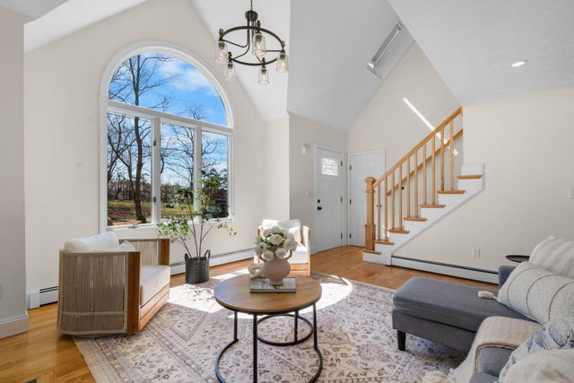 21 Pearl Lane, Teaticket, MA 02536