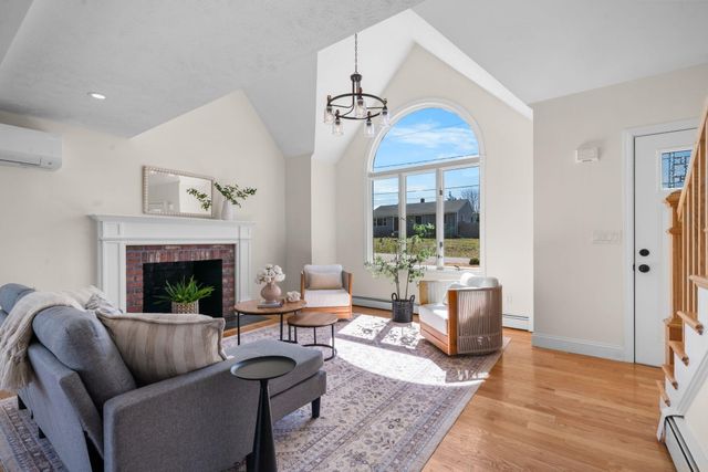 21 Pearl Lane, Teaticket, MA 02536