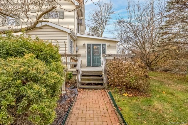 1896 Route 44 55, Modena, NY 12548