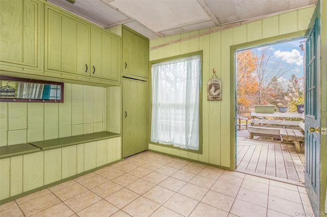 1896 Route 44 55, Modena, NY 12548