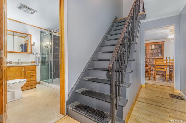 1896 Route 44 55, Modena, NY 12548