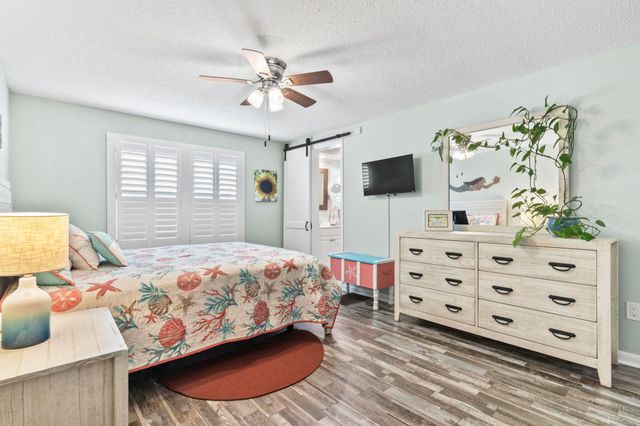 460 Fair Oaks Dr., Surfside Beach, SC 29575