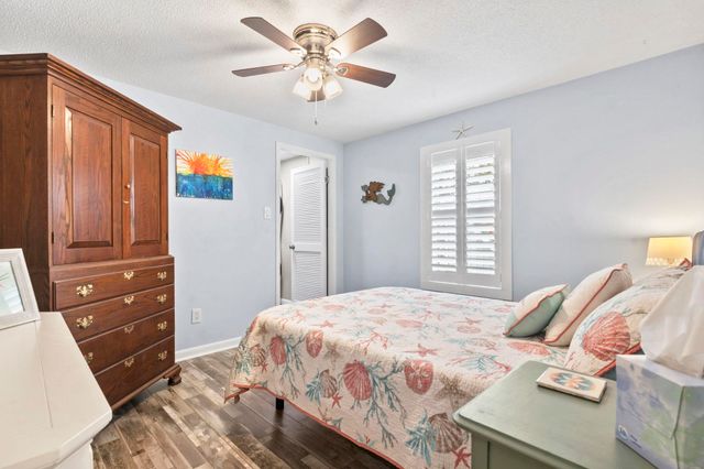 460 Fair Oaks Dr., Surfside Beach, SC 29575