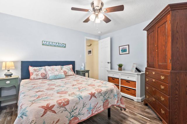 460 Fair Oaks Dr., Surfside Beach, SC 29575