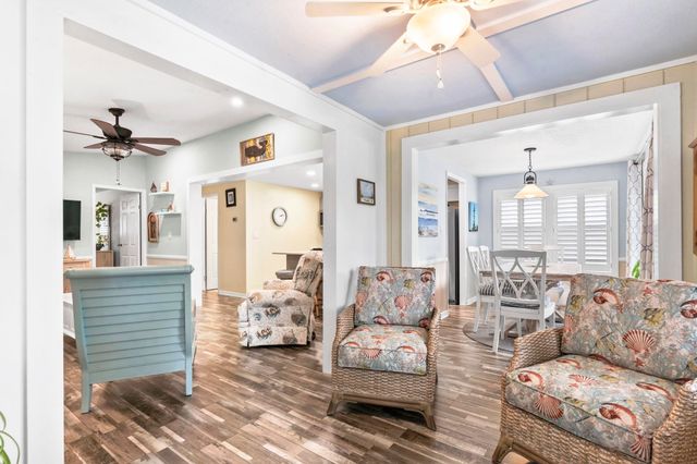 460 Fair Oaks Dr., Surfside Beach, SC 29575