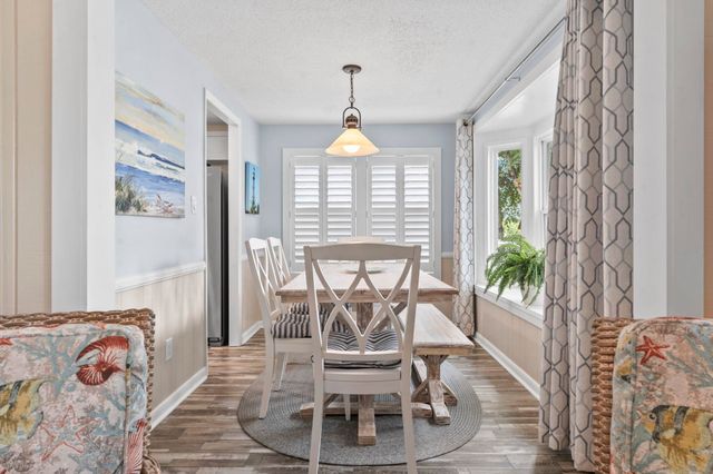 460 Fair Oaks Dr., Surfside Beach, SC 29575