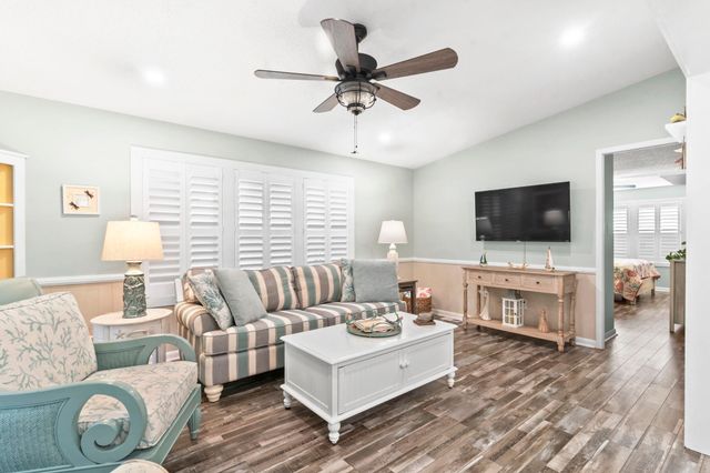 460 Fair Oaks Dr., Surfside Beach, SC 29575