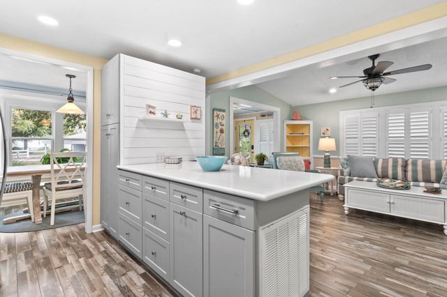 460 Fair Oaks Dr., Surfside Beach, SC 29575