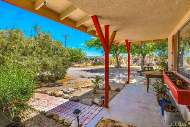 4816 Terry Lane, Yucca Valley, CA 92284
