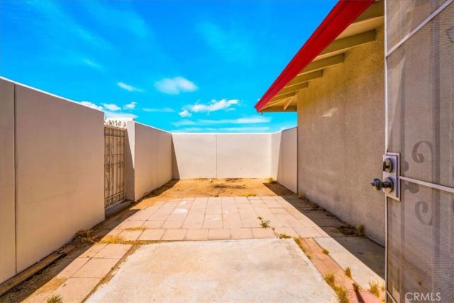 4816 Terry Lane, Yucca Valley, CA 92284