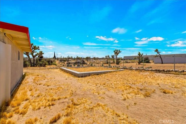 4816 Terry Lane, Yucca Valley, CA 92284