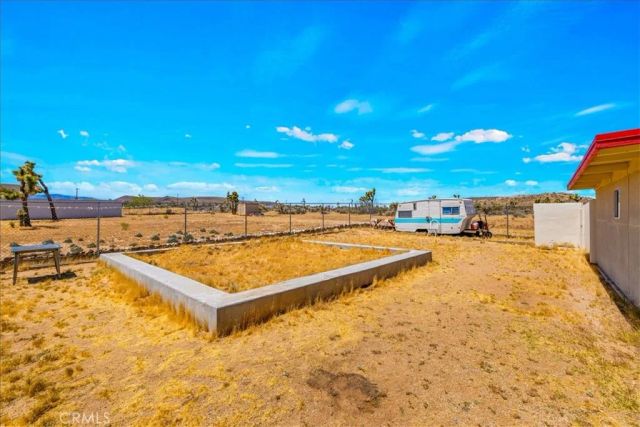 4816 Terry Lane, Yucca Valley, CA 92284