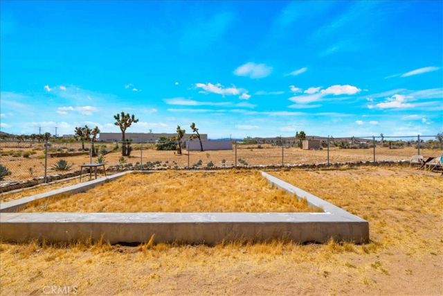 4816 Terry Lane, Yucca Valley, CA 92284