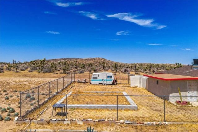 4816 Terry Lane, Yucca Valley, CA 92284