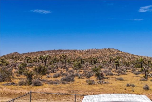 4816 Terry Lane, Yucca Valley, CA 92284