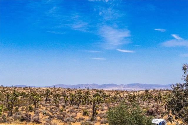 4816 Terry Lane, Yucca Valley, CA 92284