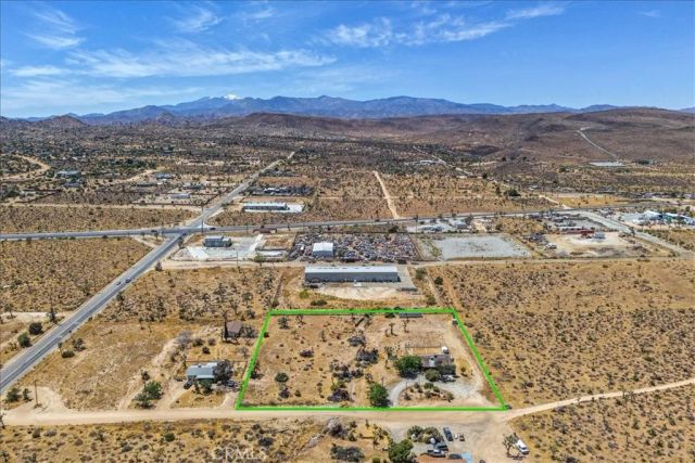 4816 Terry Lane, Yucca Valley, CA 92284