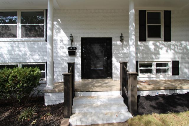 1722 Alberta Dr, Little Rock, AR 72227