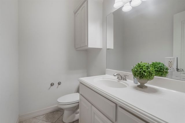 102 Buckskin Drive, Van Alstyne, TX 75495