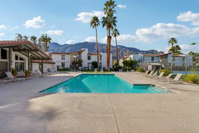 1050 E Ramon Road 41, Palm Springs, CA 92264