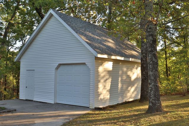 607 Sumac Lane, Marshfield, MO 65706