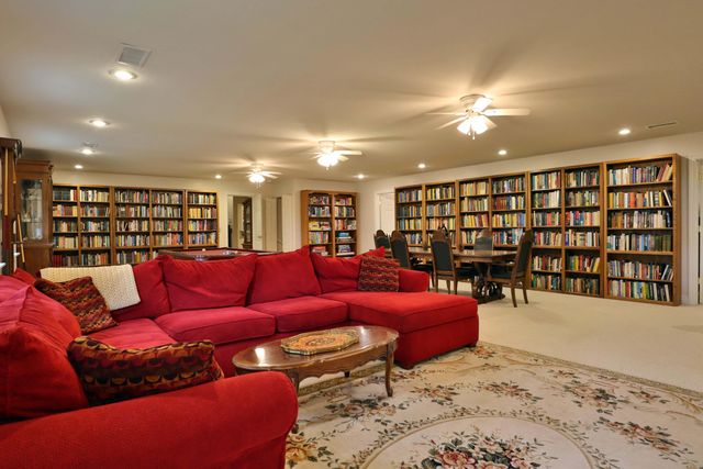 607 Sumac Lane, Marshfield, MO 65706