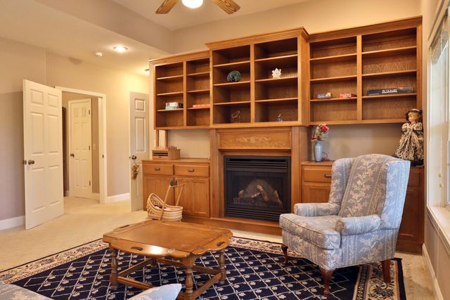 607 Sumac Lane, Marshfield, MO 65706