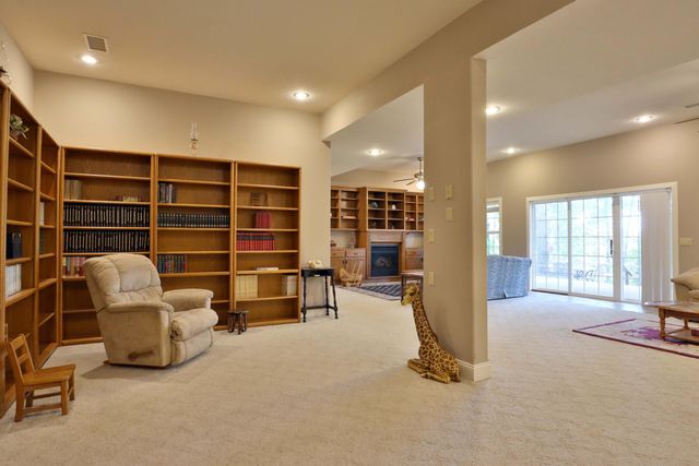 607 Sumac Lane, Marshfield, MO 65706