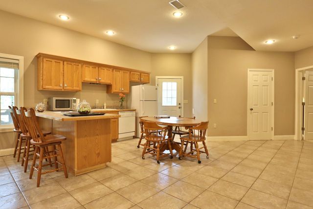 607 Sumac Lane, Marshfield, MO 65706