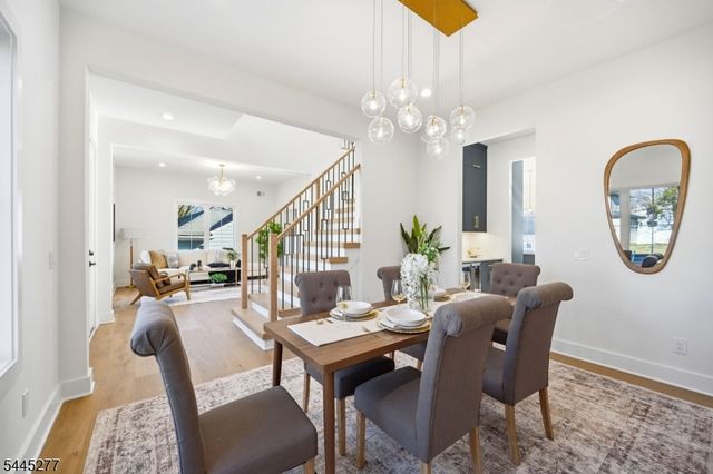 25 Claremont Ave, Livingston Twp., NJ 07039